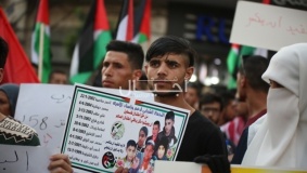 مسيرة تضامنية مع الأسرى المضربين عن الطعام في رام الله